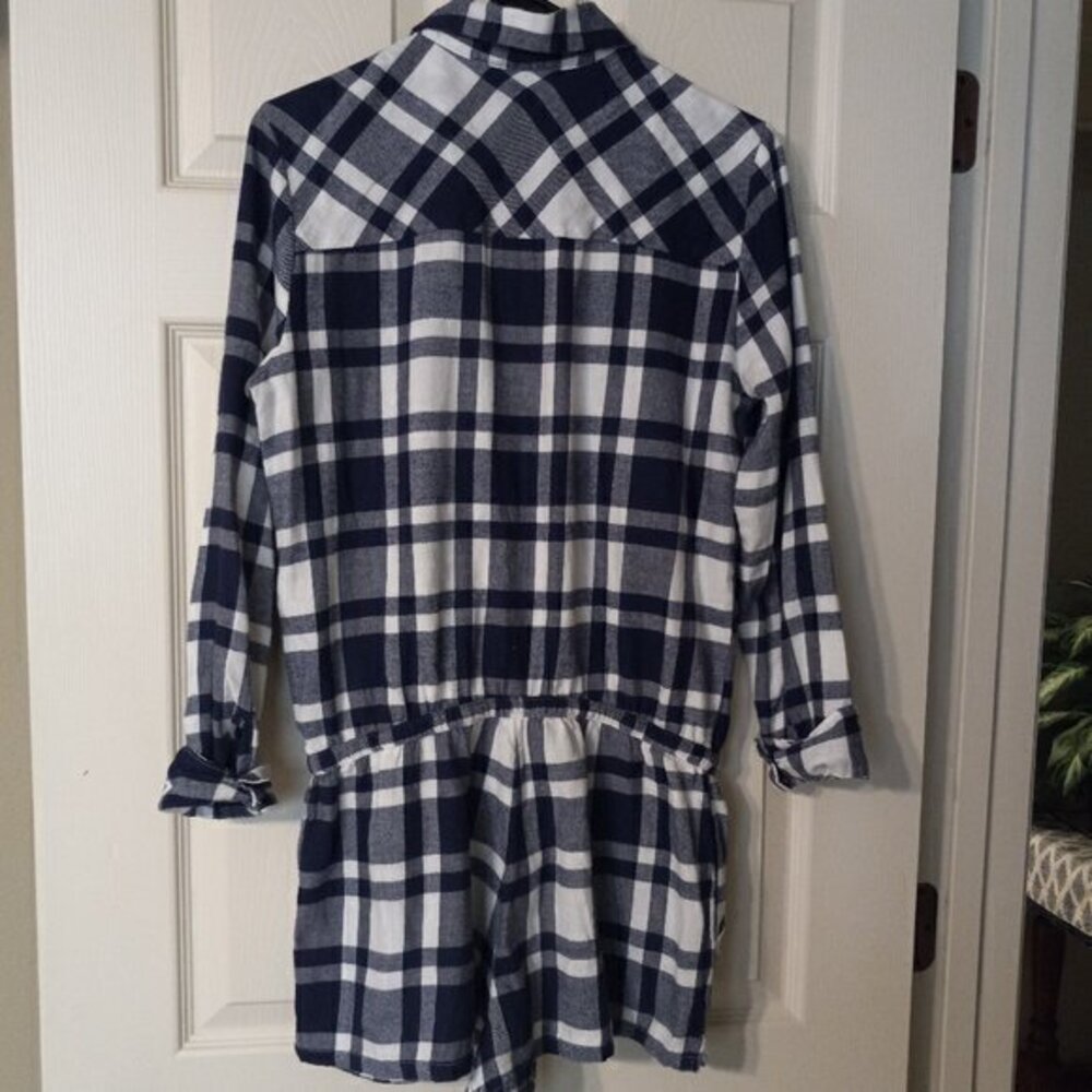 Aerie Button down long sleeve romper women’s size M